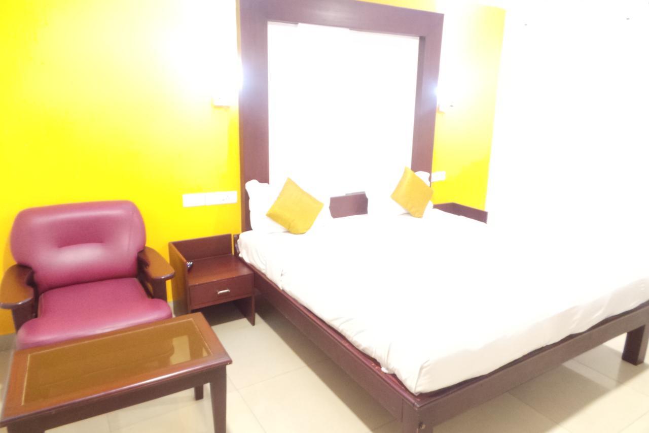 Hotel Wayanad Regency Kedavur Ngoại thất bức ảnh